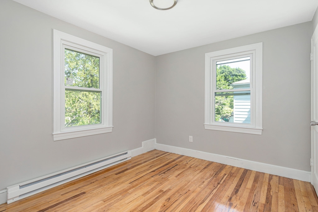 25 Paragon Rd # 1