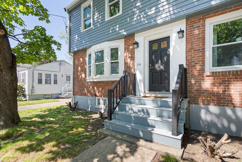 25 Paragon Rd # 1
