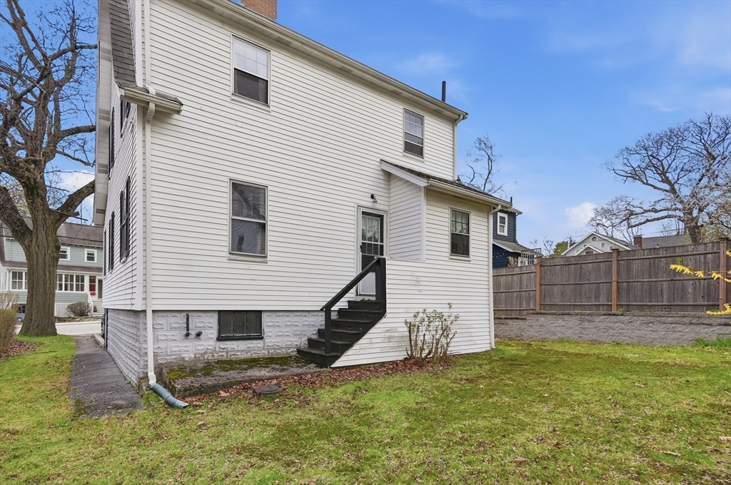 541 Summer Street