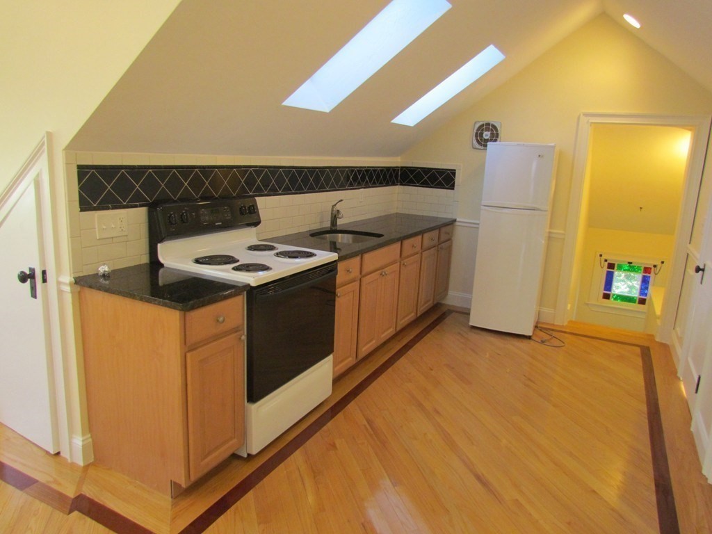 6 Littleton Rd # 3