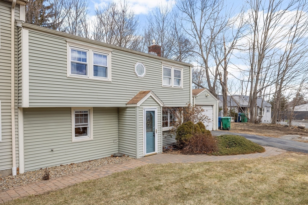 9 Glen Ave # A