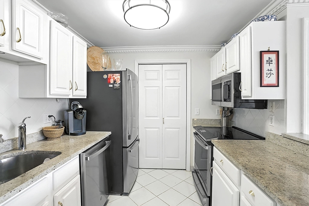 150 Staniford Street Unit: PH9