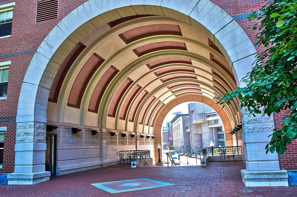 150 Staniford Street Unit: PH9
