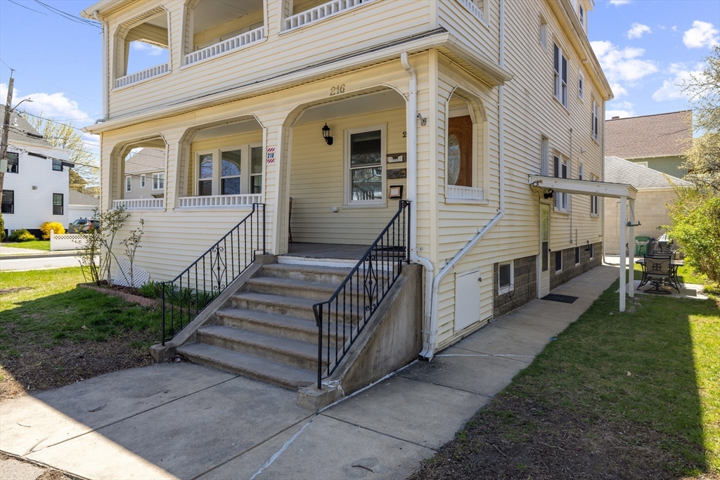 216 Broadway # 2