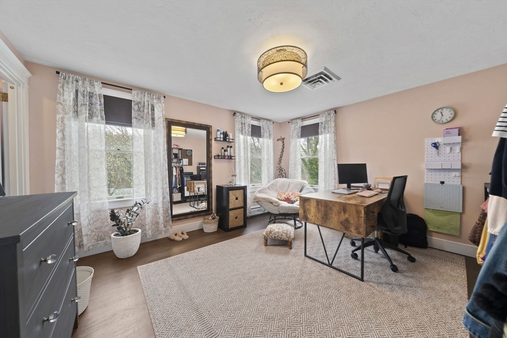 13 Woodvale Ave