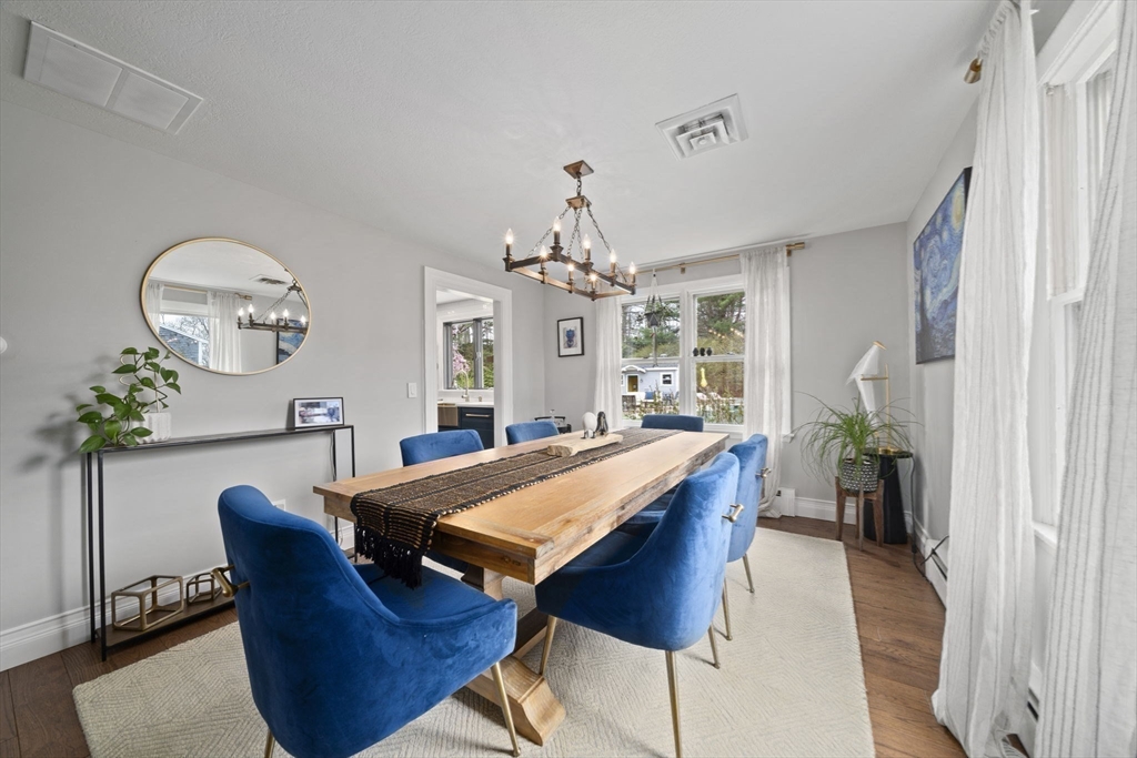 13 Woodvale Ave