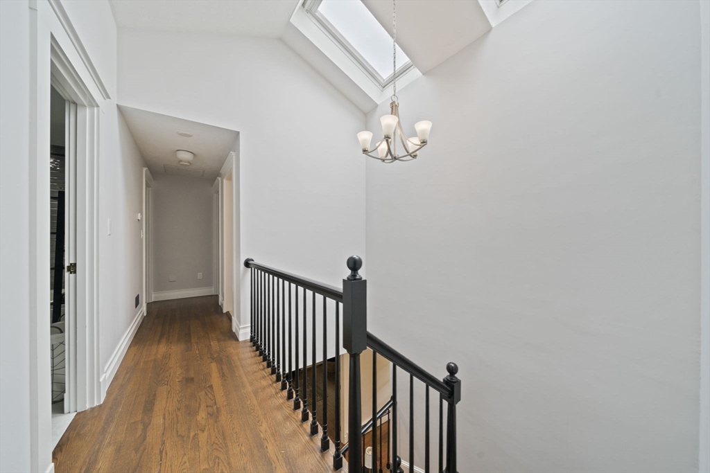13 Woodvale Ave