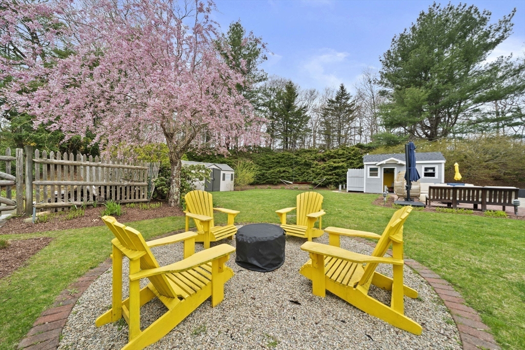 13 Woodvale Ave