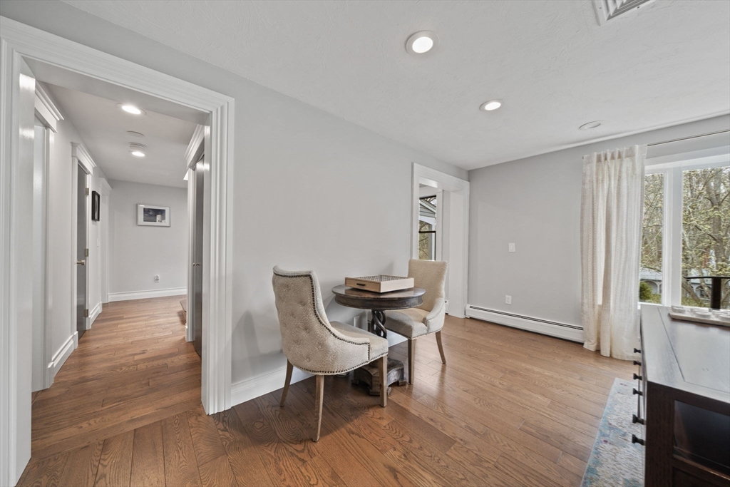 13 Woodvale Ave
