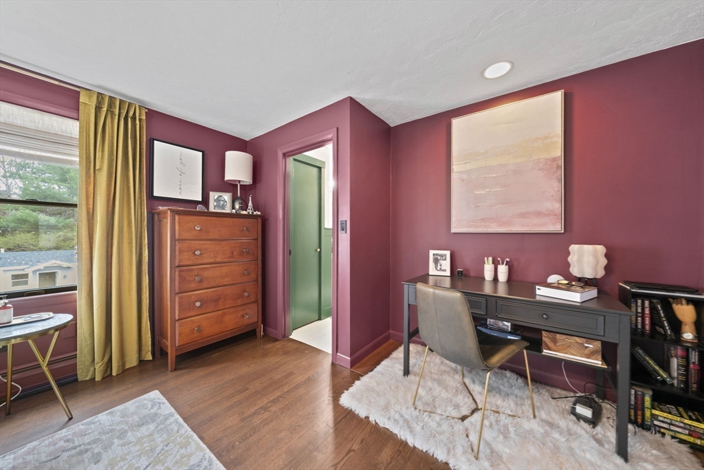 13 Woodvale Ave