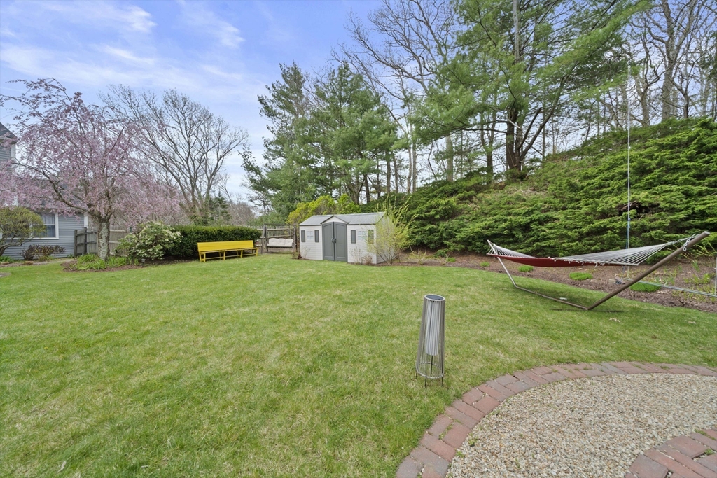 13 Woodvale Ave