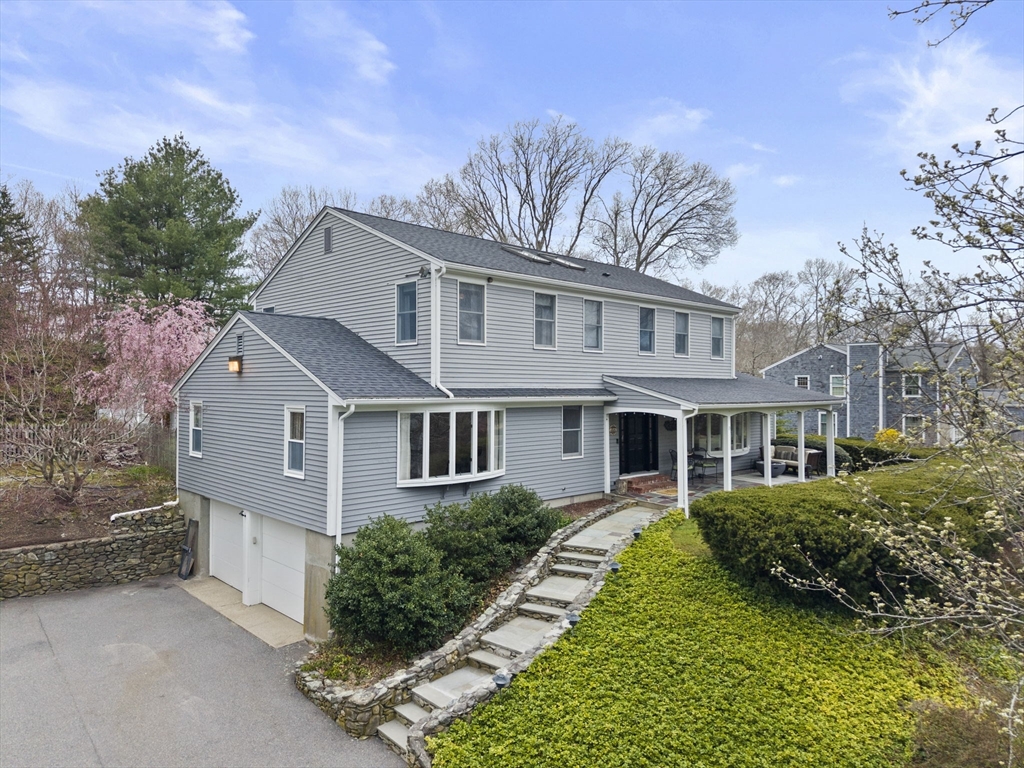 13 Woodvale Ave