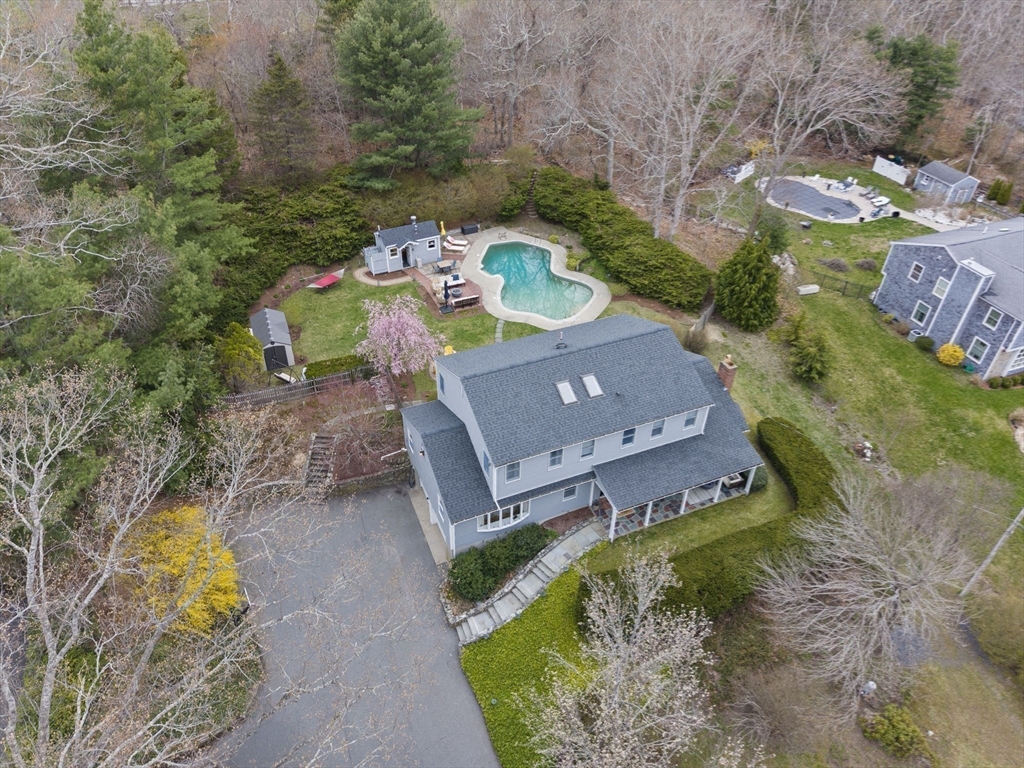 13 Woodvale Ave