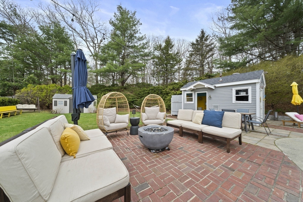 13 Woodvale Ave