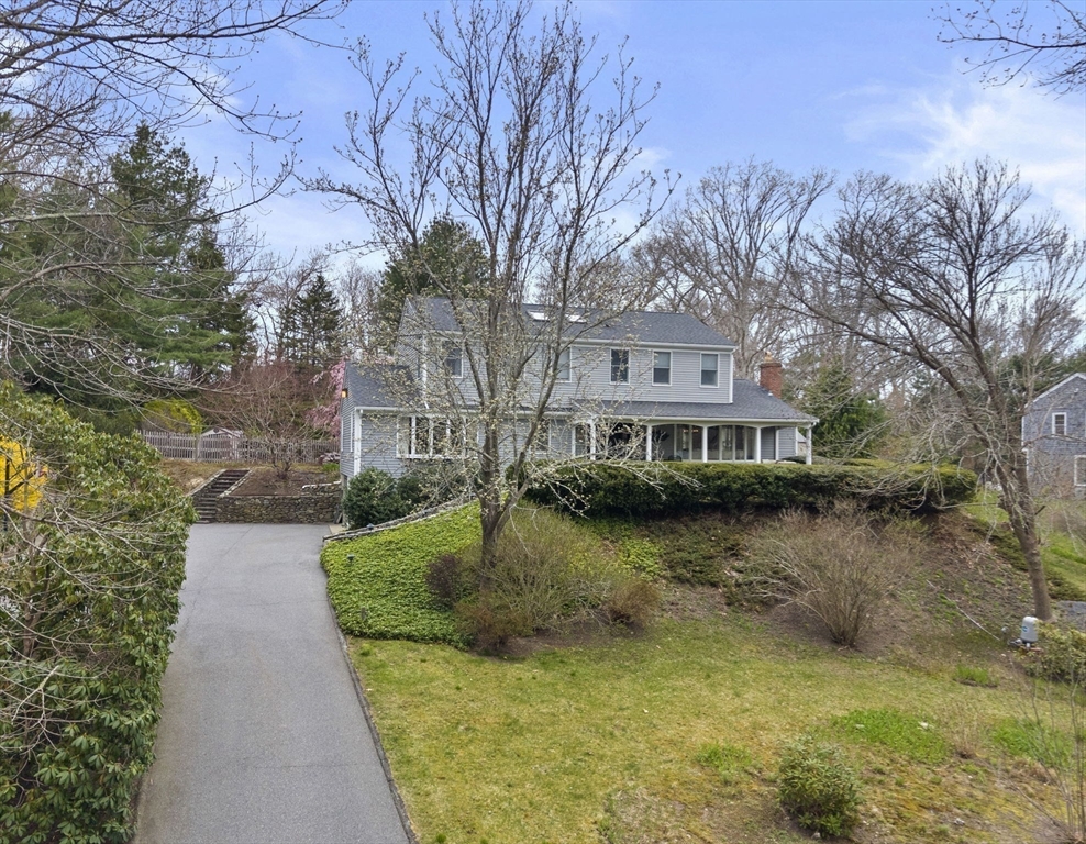 13 Woodvale Ave