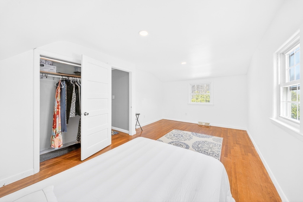 216 Hartford Ave