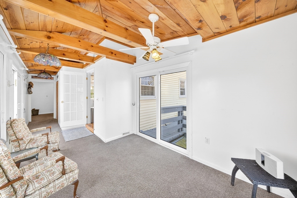 216 Hartford Ave
