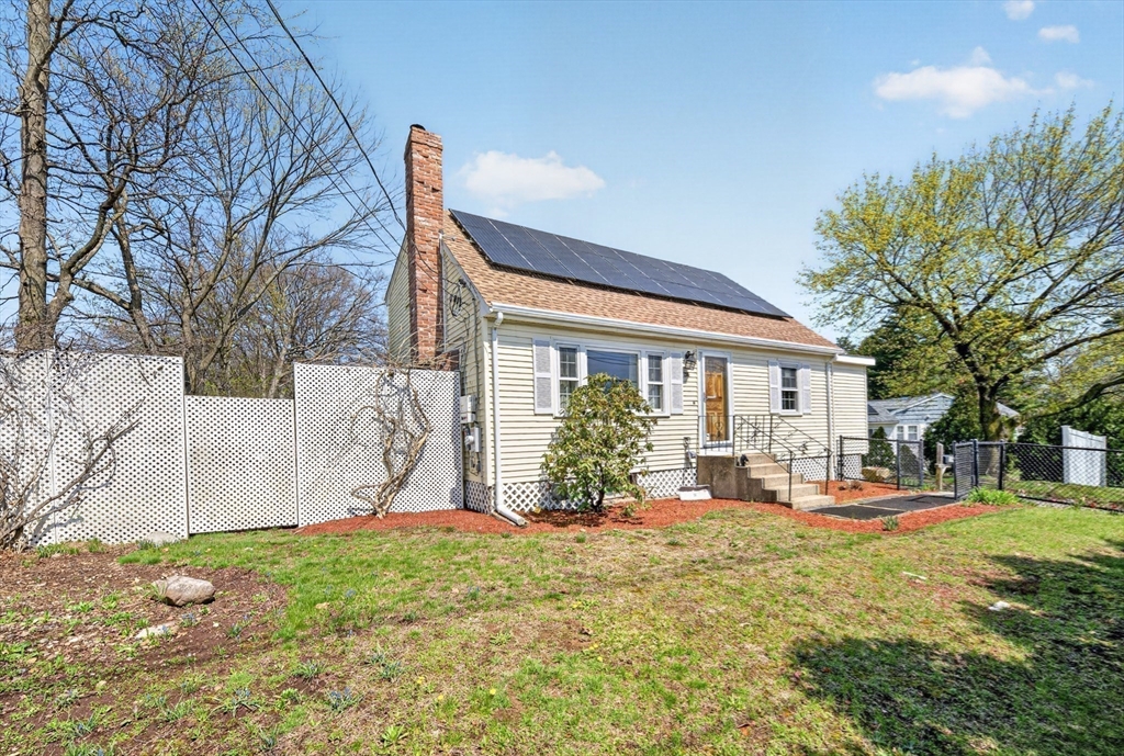 216 Hartford Ave