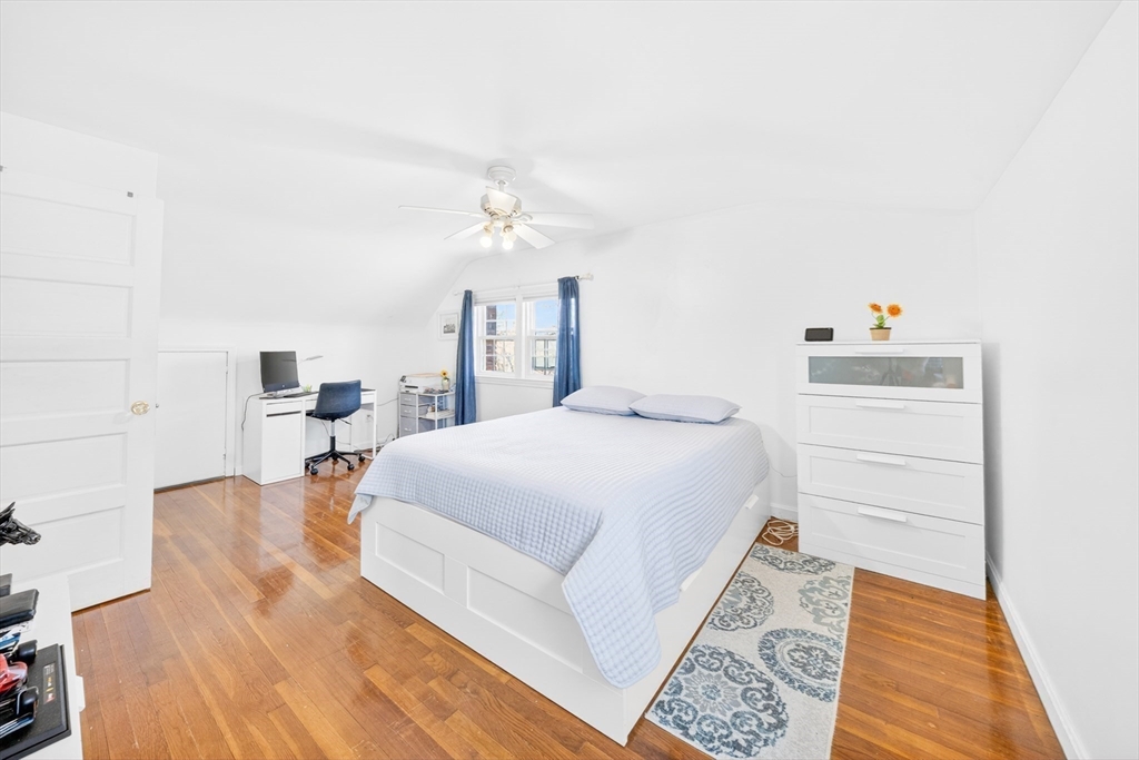 216 Hartford Ave