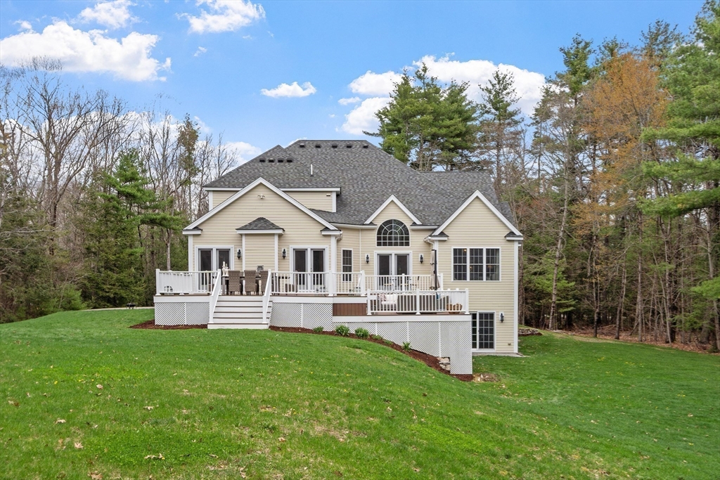 228 Devonshire Way