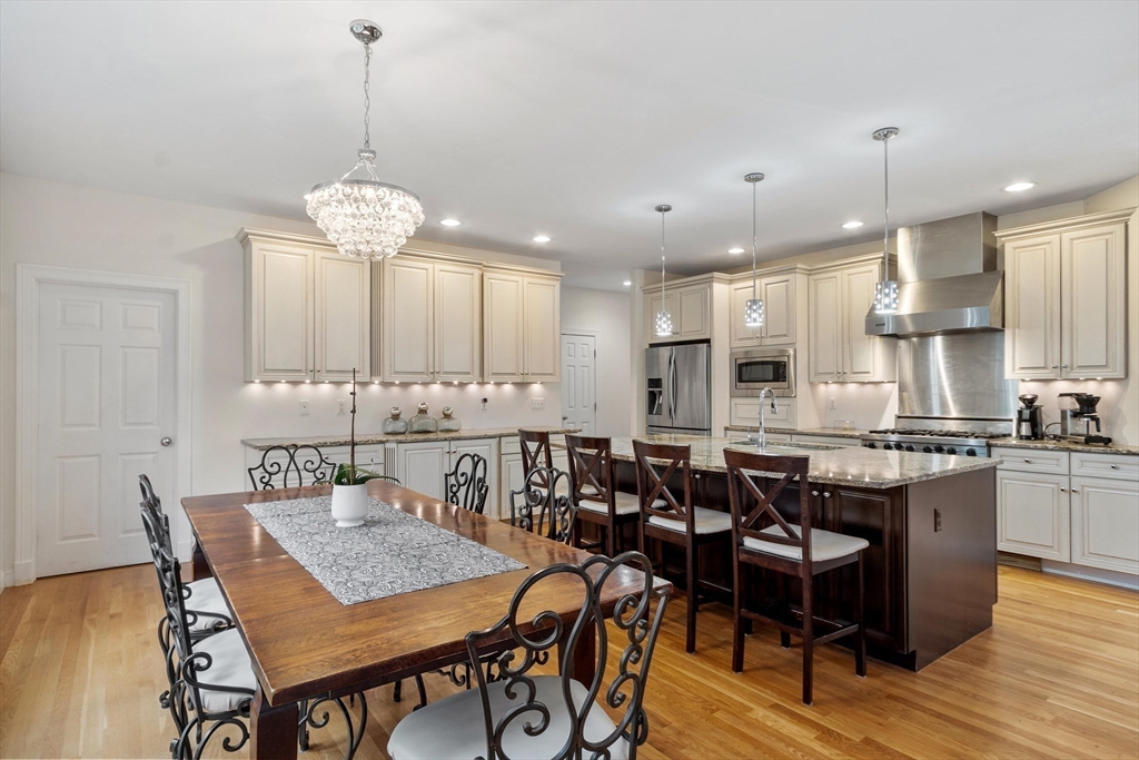 228 Devonshire Way