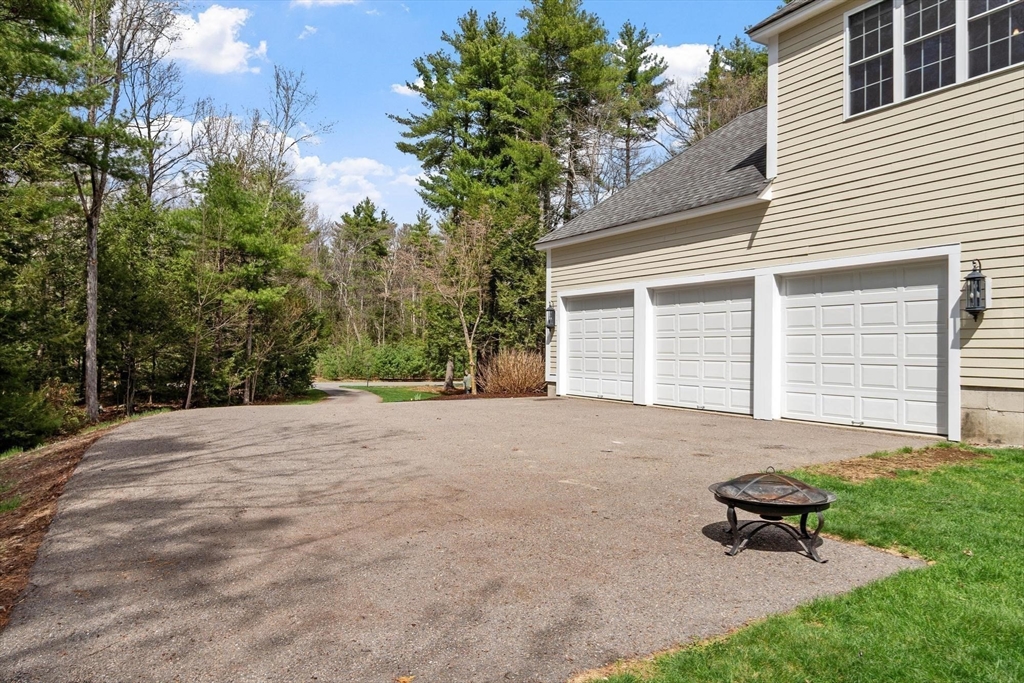 228 Devonshire Way