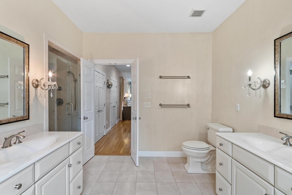 228 Devonshire Way