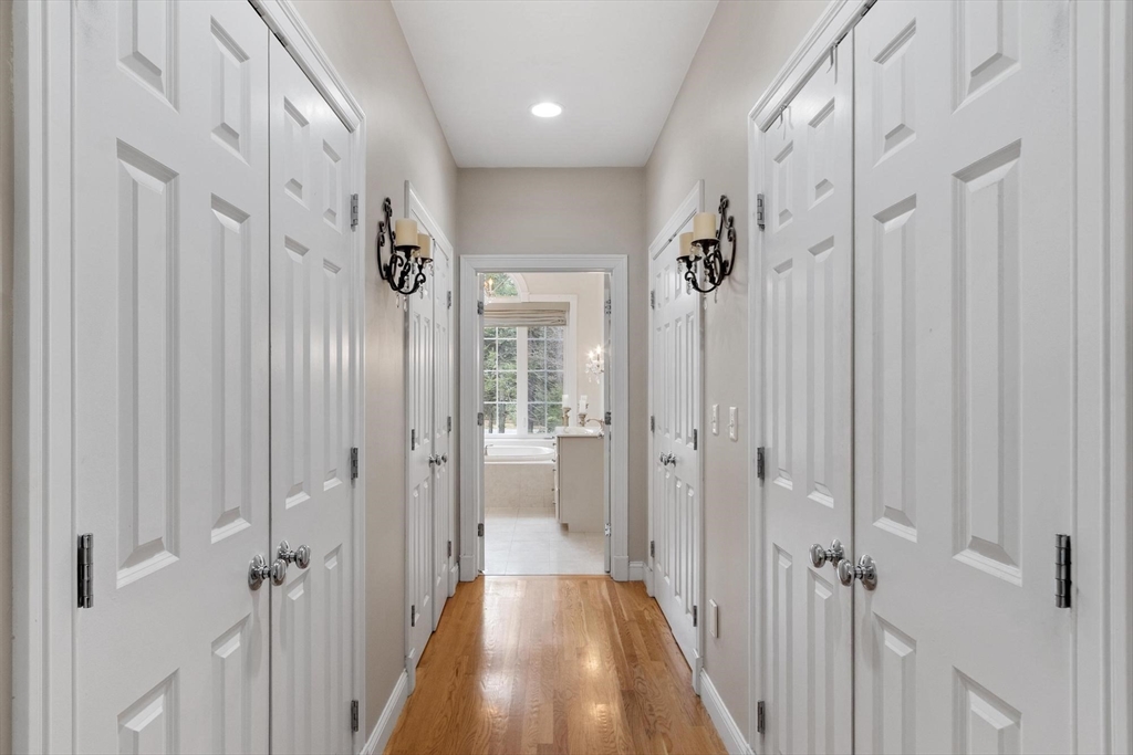 228 Devonshire Way