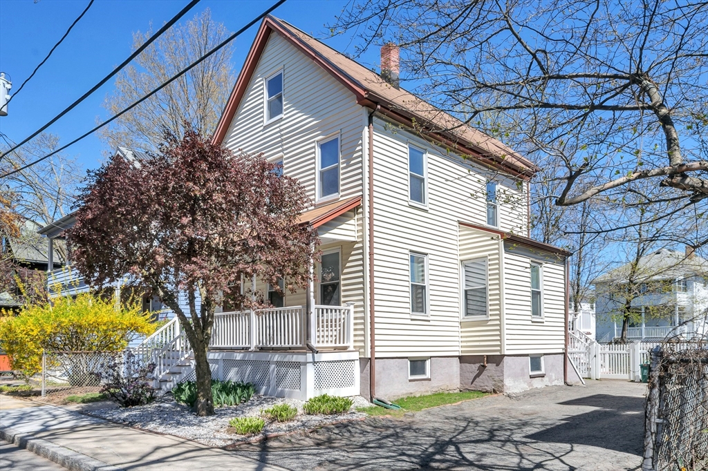 13 - 15 Foch Street