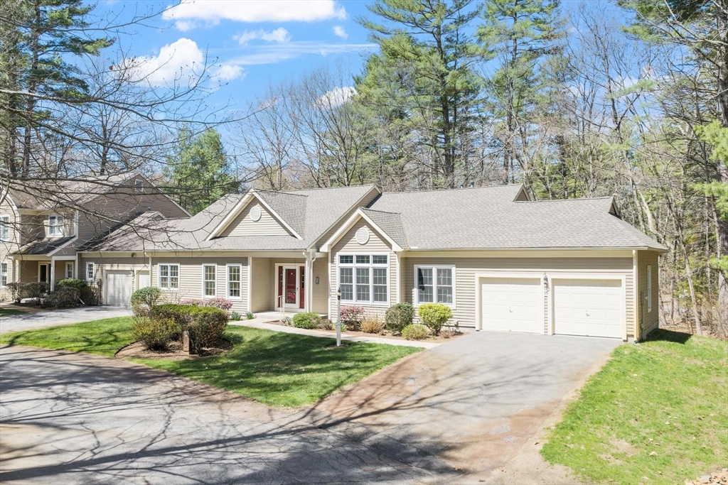 15 Pheasant Ln