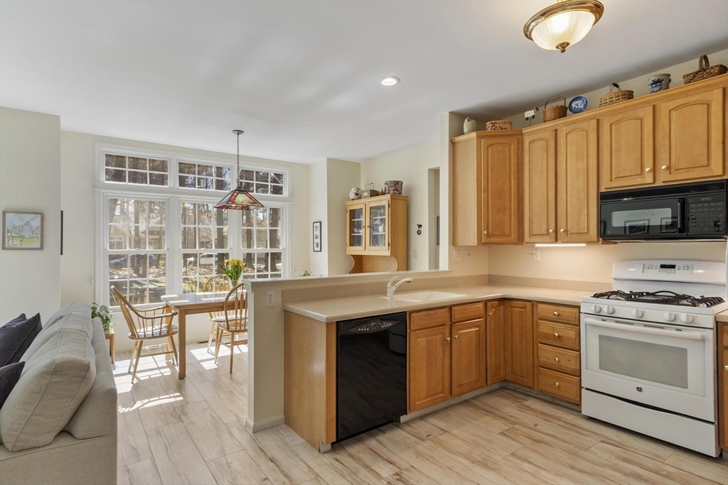 15 Pheasant Ln