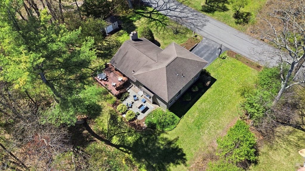 3 Hawthorne St