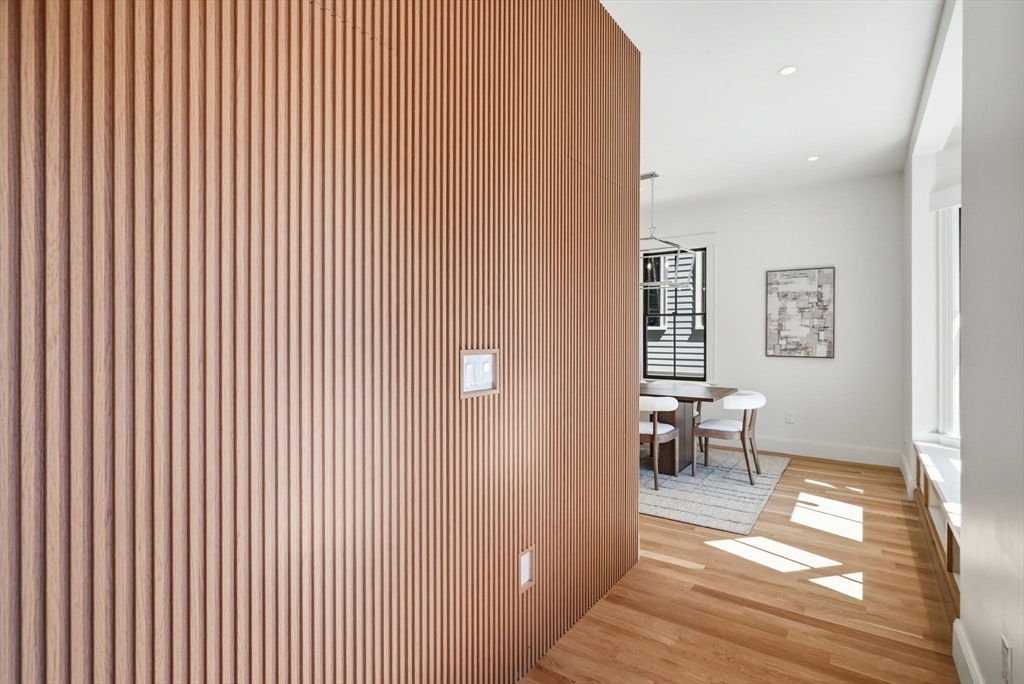 9 Mt Auburn St