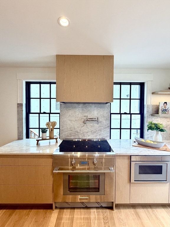 11 Mt Auburn St # A