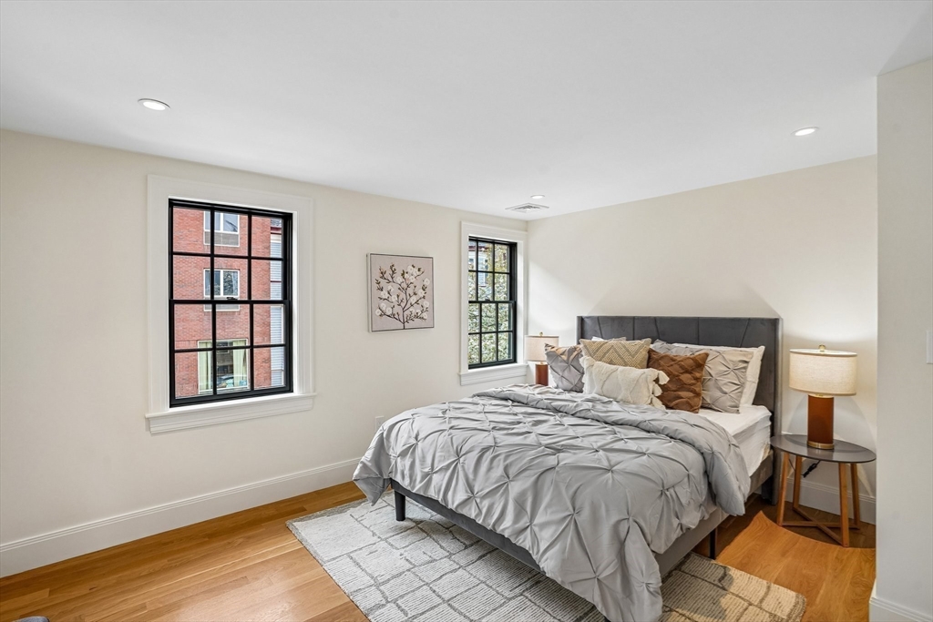 11 Mt Auburn St # A