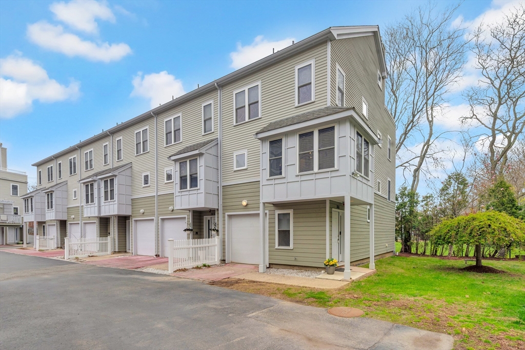 78 Summer St # 6