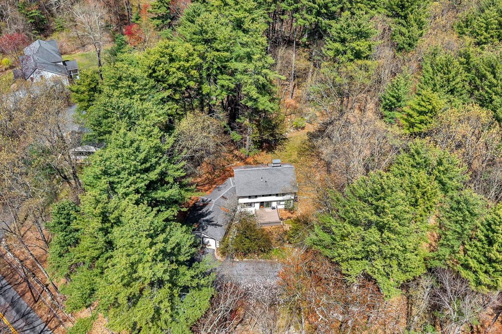 103 Newtown Rd