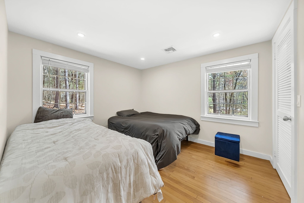 103 Newtown Rd