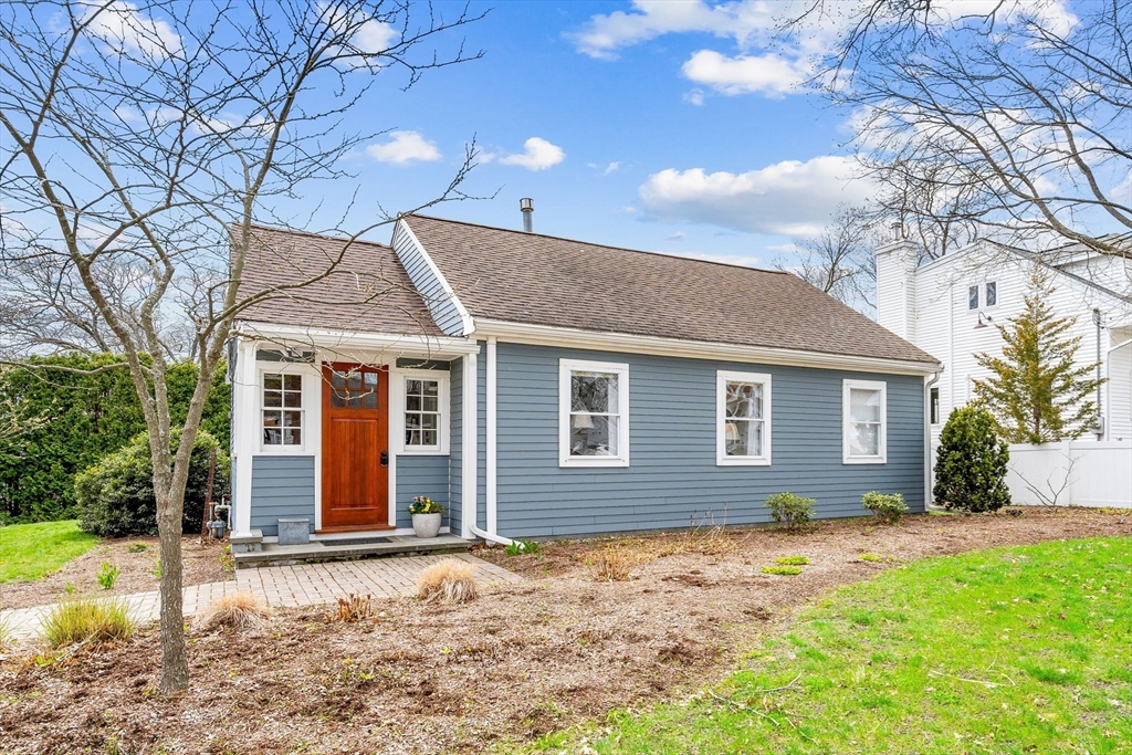 11 Norman Ave