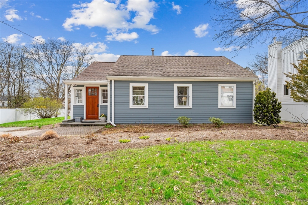 11 Norman Ave