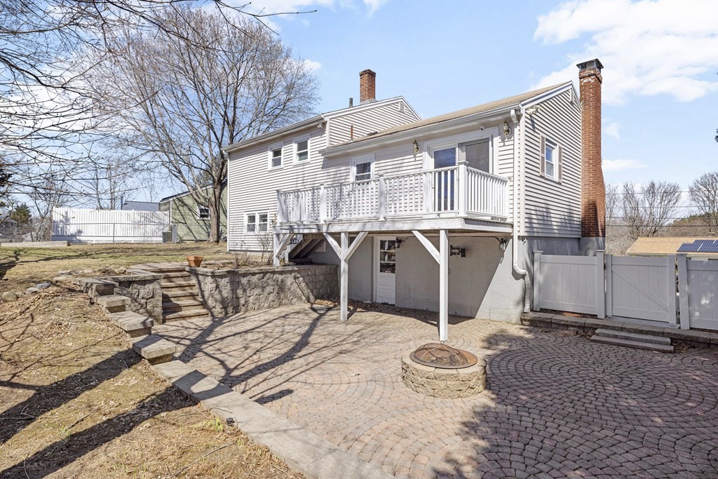 160 Ravenswood Road