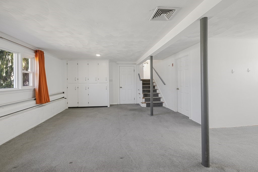 160 Ravenswood Road