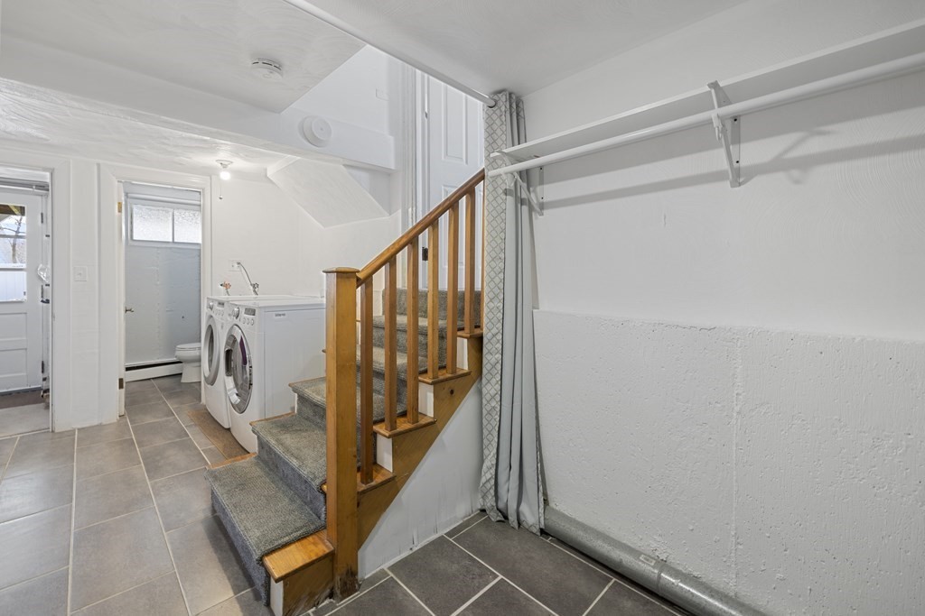 160 Ravenswood Road