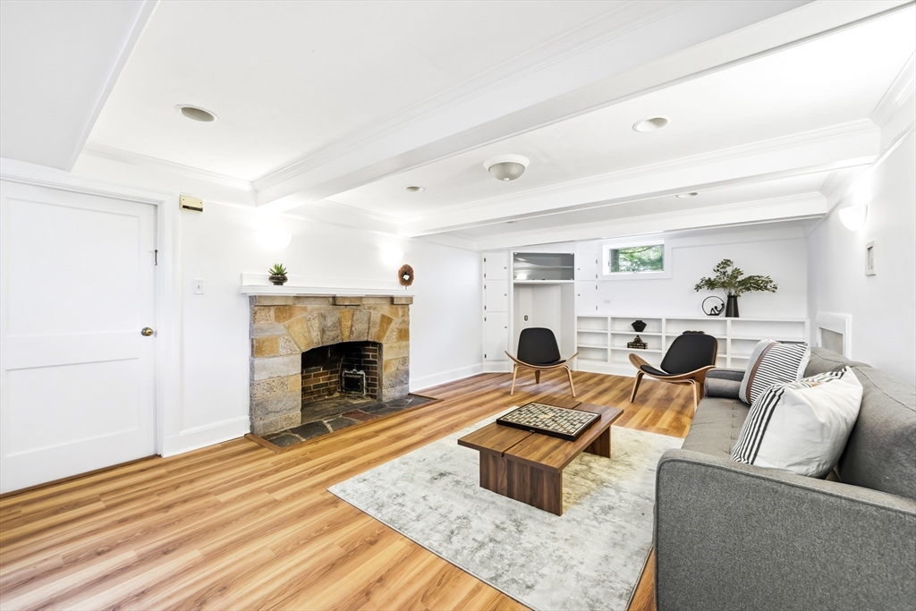 28 Homer Rd