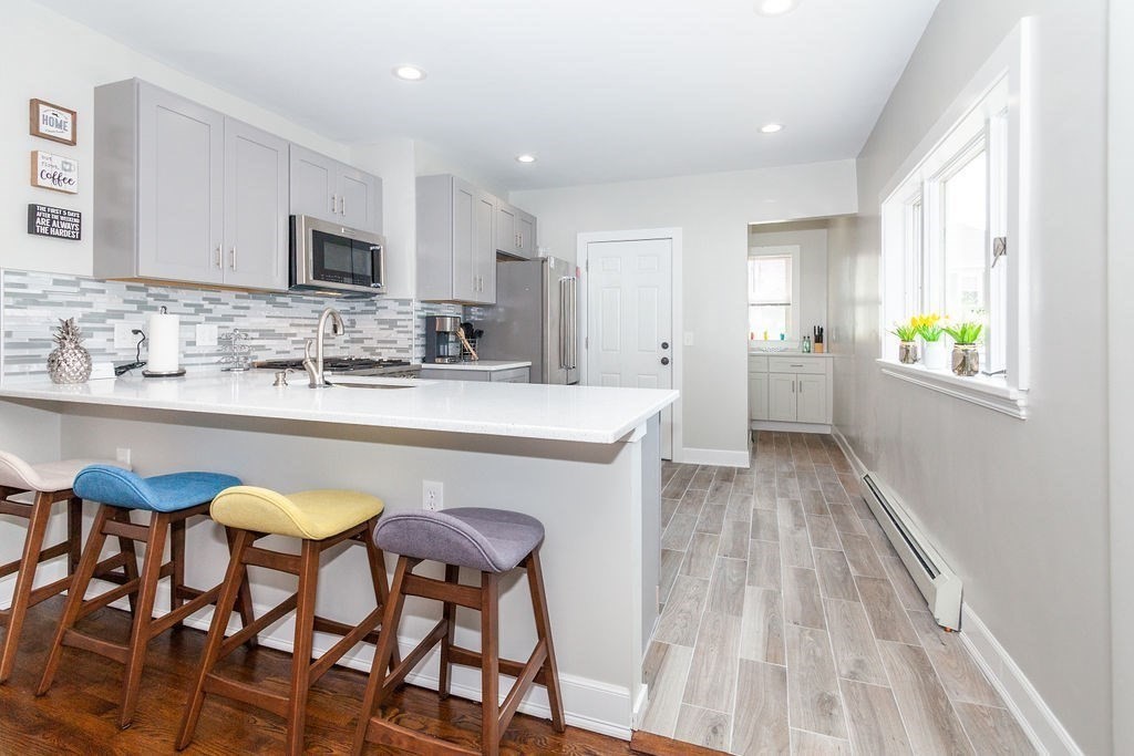 11 Stuart St # 1