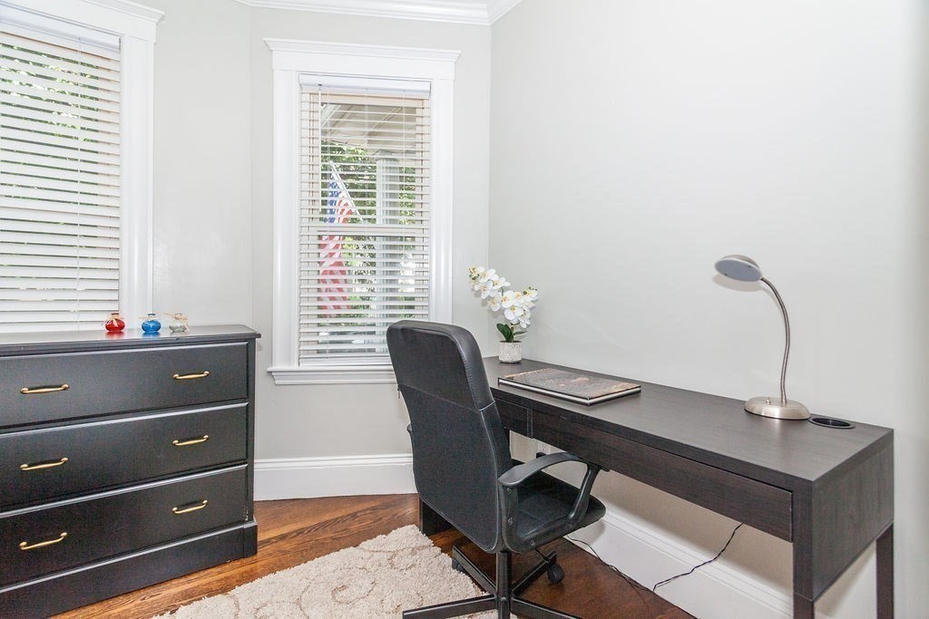 11 Stuart St # 1