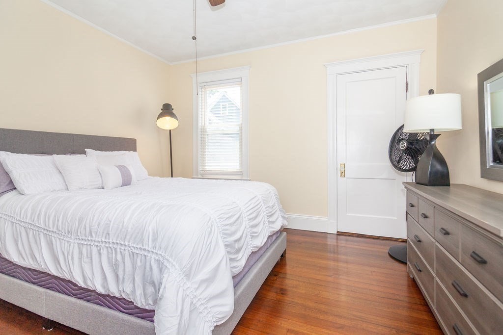 11 Stuart St # 1