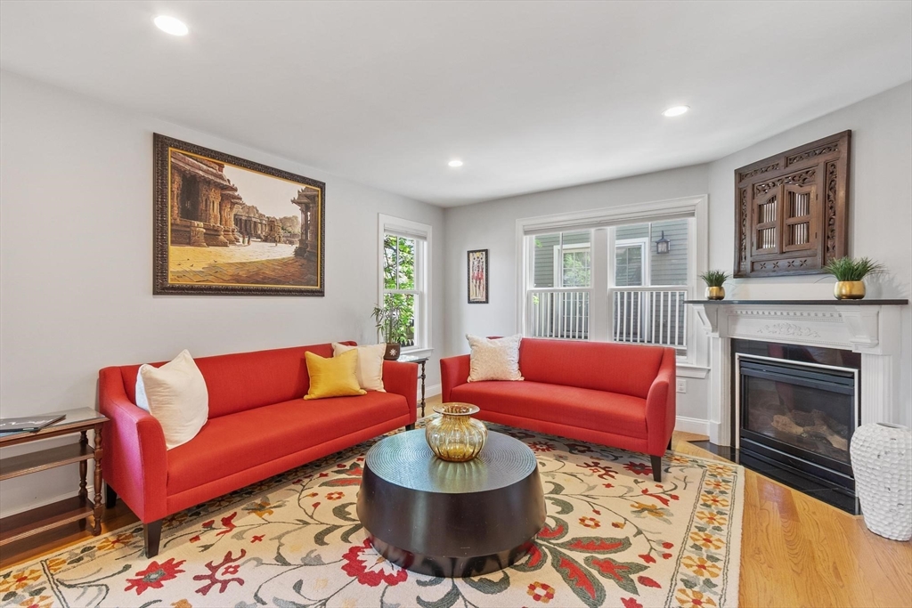 11 Brookford St