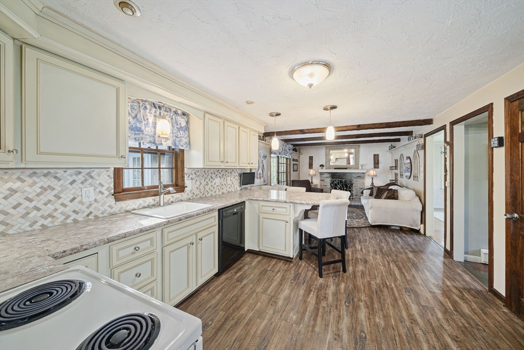 110 Country Rd