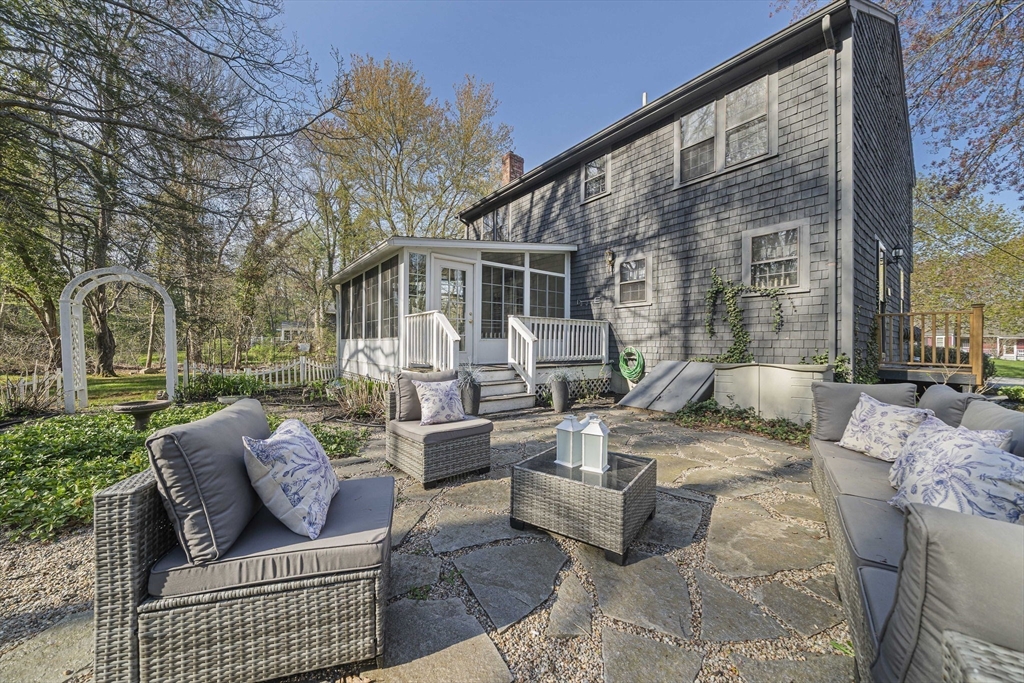 110 Country Rd